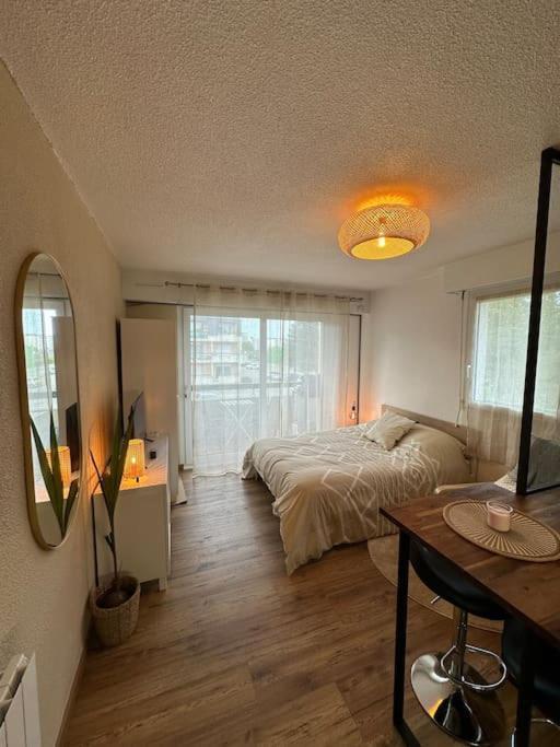 Appart Cosy, Balcon, Parking Cherbourg-en-Cotentin Exterior photo